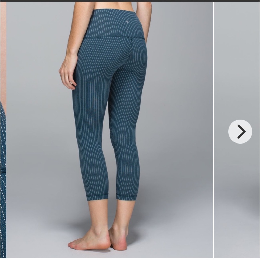 Lululemon- WunderUnder Crop II FoldOver- Conductor Pin Stripe- Sz 8- Blue & Pink